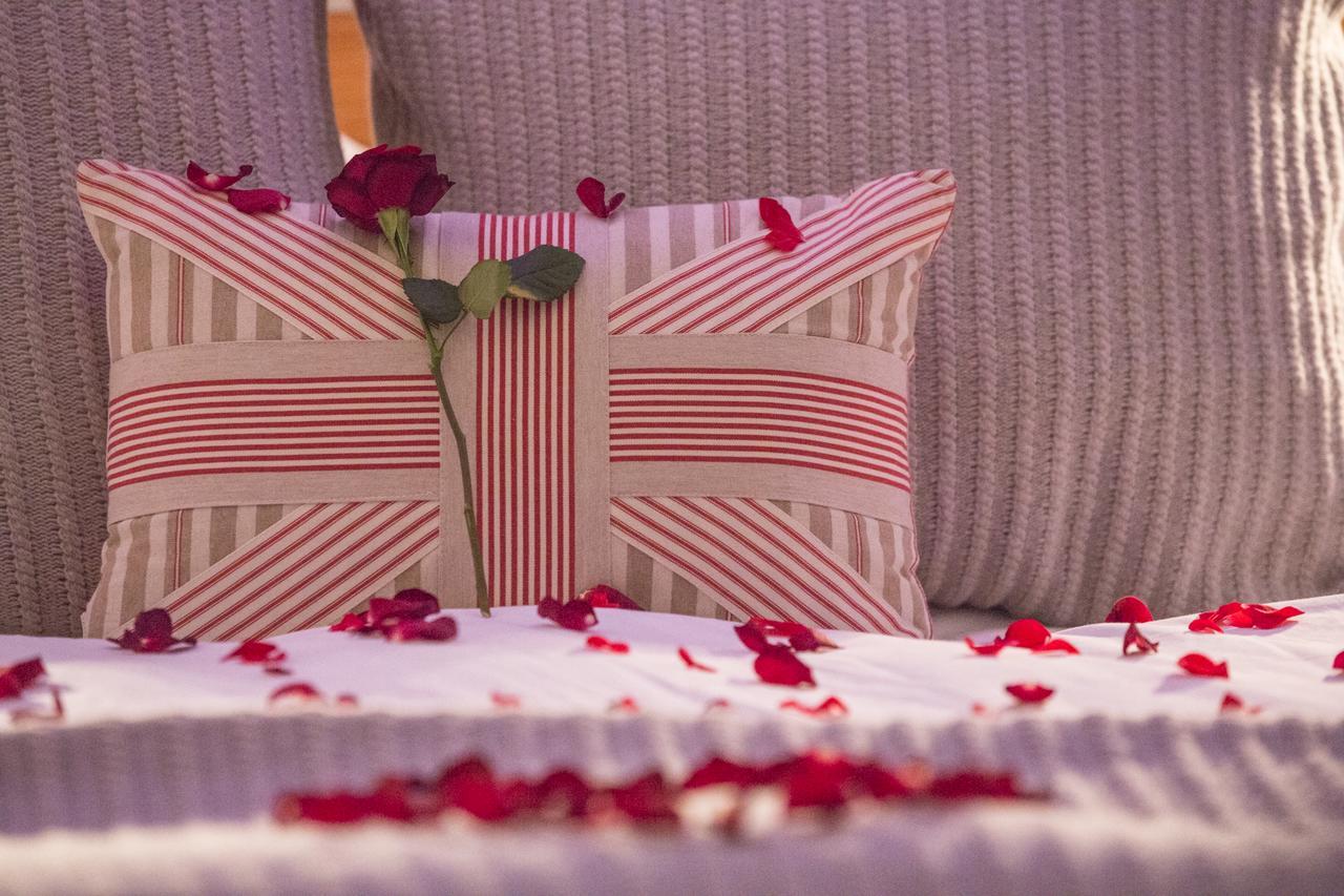 The Oceanic Luxury Aparthotel Falmouth Extérieur photo