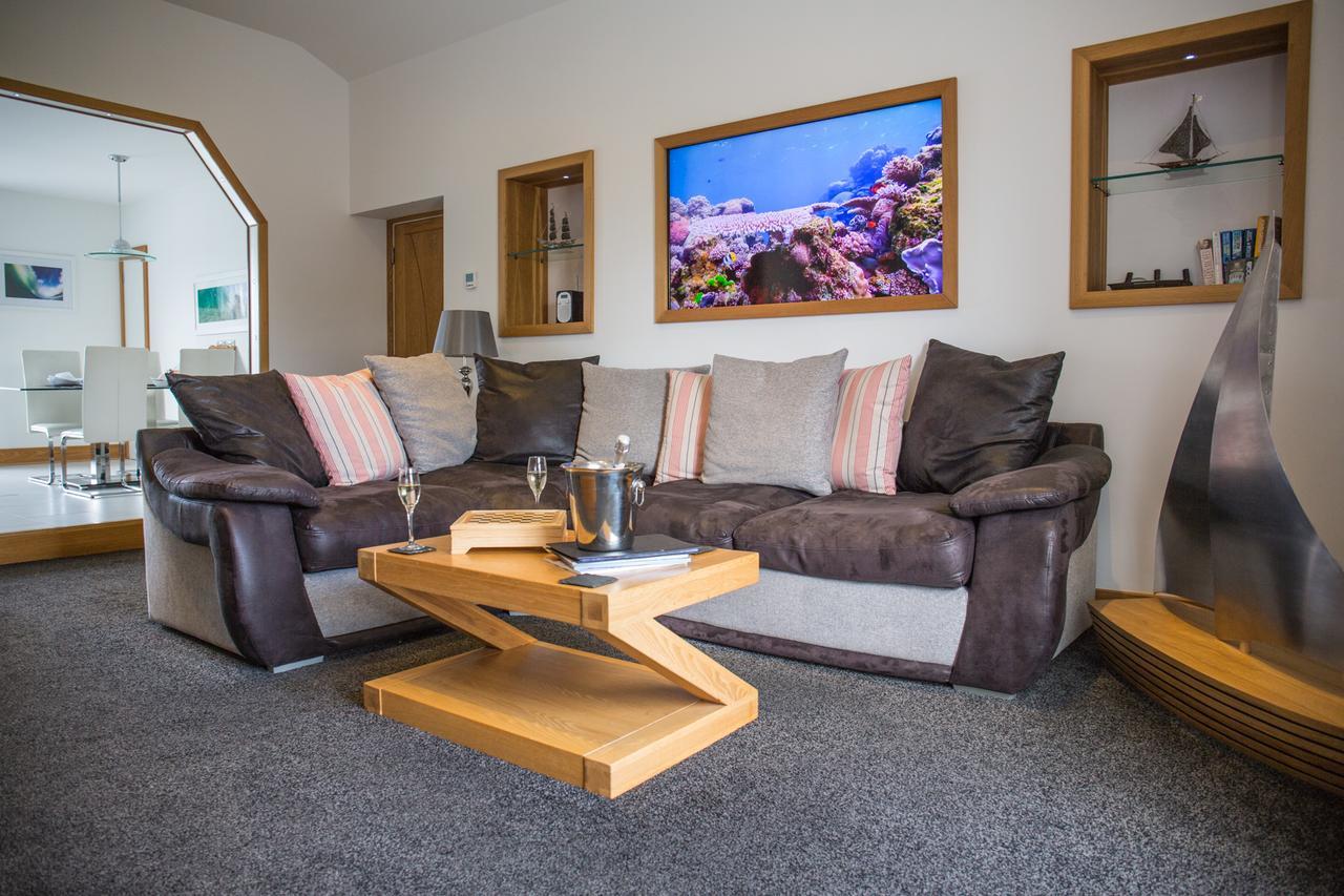 The Oceanic Luxury Aparthotel Falmouth Extérieur photo