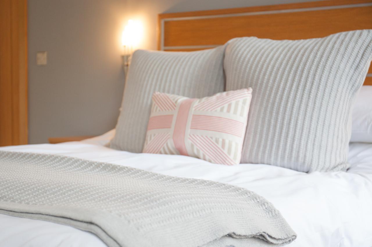 The Oceanic Luxury Aparthotel Falmouth Extérieur photo