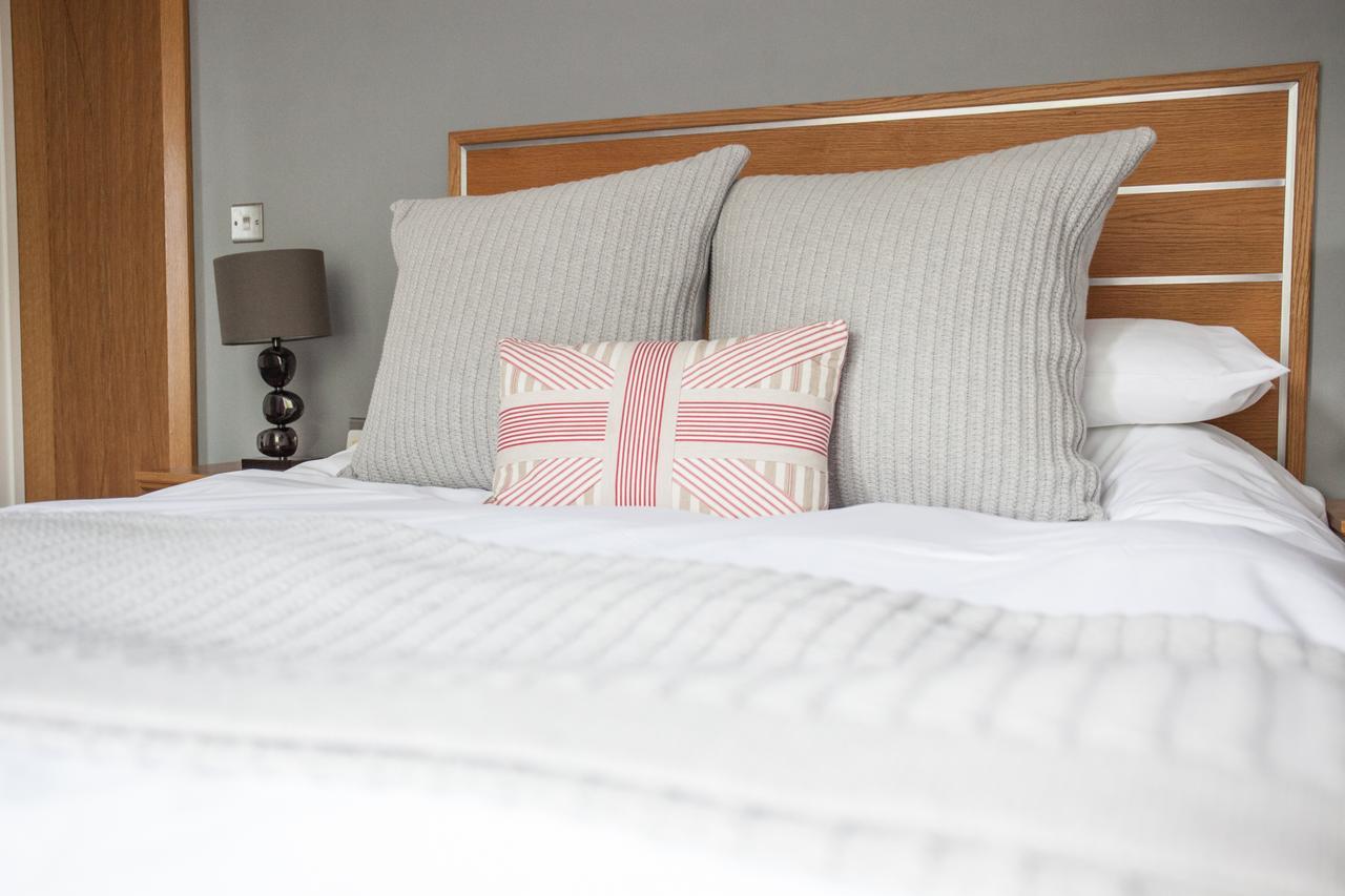 The Oceanic Luxury Aparthotel Falmouth Extérieur photo