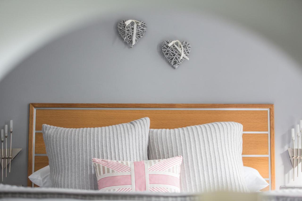 The Oceanic Luxury Aparthotel Falmouth Extérieur photo