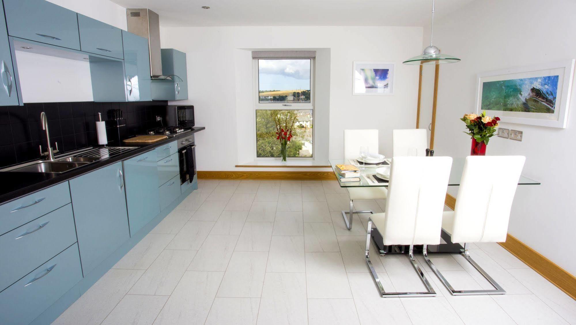 The Oceanic Luxury Aparthotel Falmouth Extérieur photo